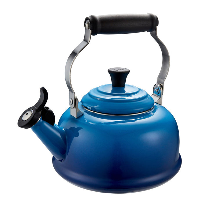 Le Creuset Classic Whistling Kettles- Blueberry